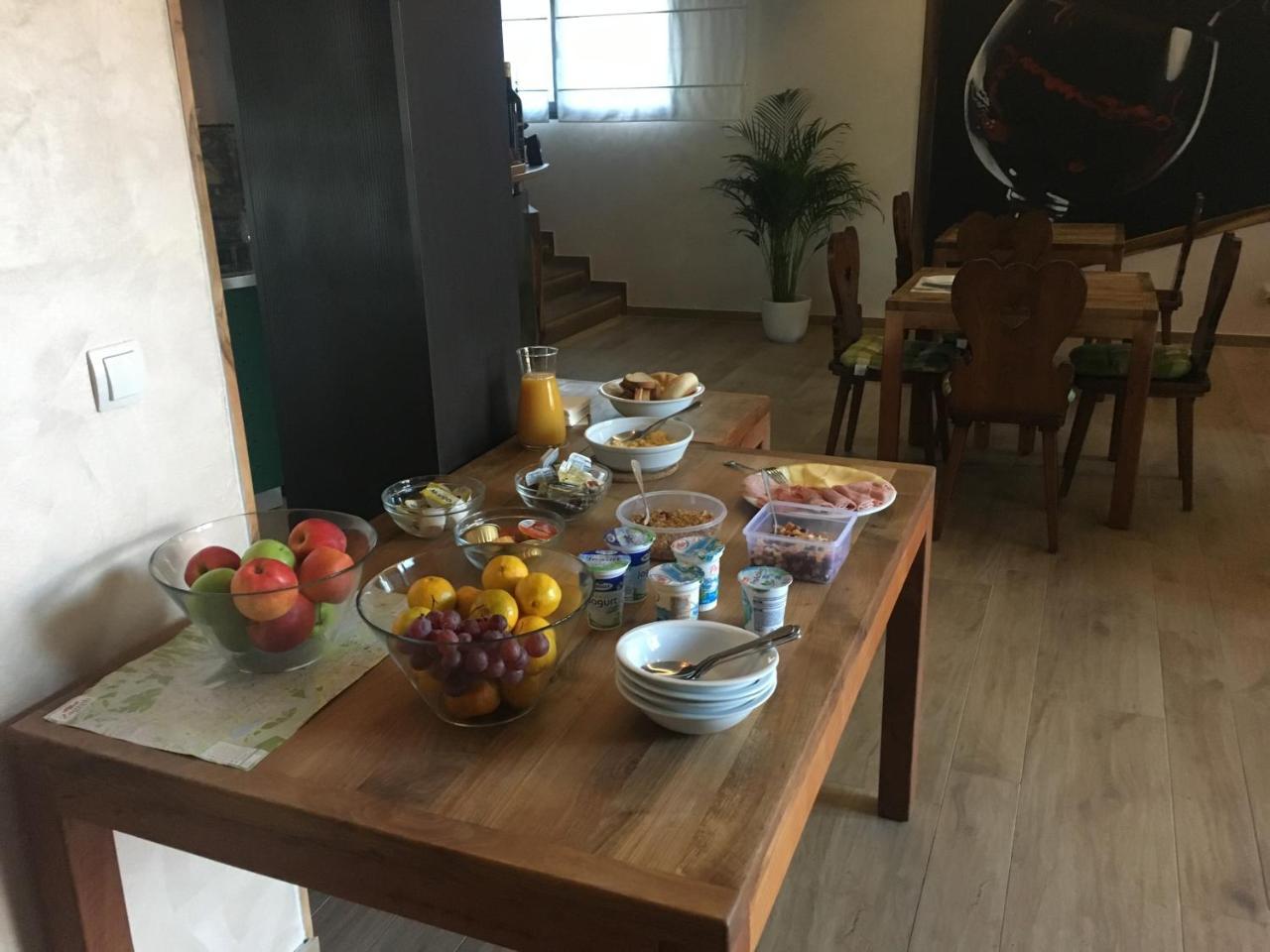 Guesthouse Noce Záhřeb Exteriér fotografie